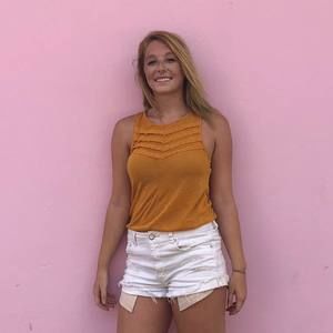 Meet your Posher, Kaitlyn